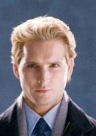 carlisle cullen este soţul lui esme şi tatăl adoptiv al lui edward, rosalie, emmett,